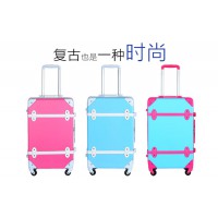 有一批優(yōu)質(zhì)拉桿箱，價格從優(yōu)，欲購聯(lián)系